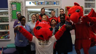 Os squad pay Christmas visit to Whipps Cross Hospital [upl. by Essile]