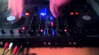 Traktor Kontrol S4 Scratching amp Effects [upl. by Aicemat]