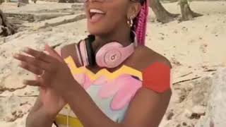 Six9ja Tv DJ cuppymusic Beautiful lady wey sabi DJ work wella [upl. by Kilian]