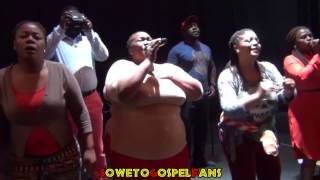 Soweto Gospel Choir  E Ke Dumetse [upl. by Meensat]