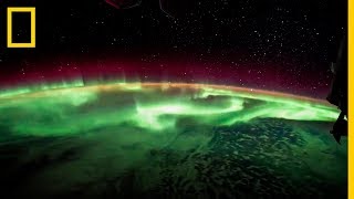 IMPRESIONANTE timelapse de una Aurora BOREAL desde el ESPACIO  National Geographic en Español [upl. by Enilamme]