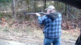 Dillard Willy shooting a 500SampW magnum rifle [upl. by Arimlede]