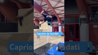 Ci bendiamo per fare delle capriole moriremo parkourcatania nhex parkour catania ct perte [upl. by Arni]