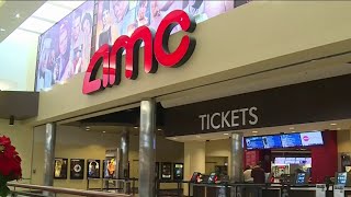 AMC abrirá cine de lujo en el South Loop [upl. by Ilana155]