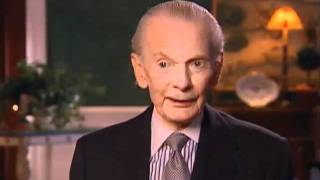 David Brinkley discusses Franklin D Roosevelts Press Conferences and Fireside Chats  EMMYTVLEGENDS [upl. by Yorgos]