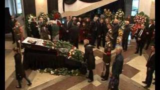 Hundreds mourn Russian writer Solzhenitsyn [upl. by Akehsar581]