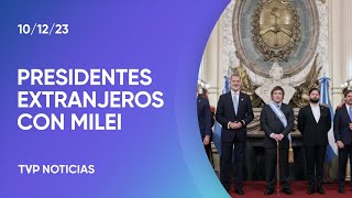 El presidente Milei recibió el saludo del rey de España y los mandatarios extranjeros [upl. by Rolyak887]