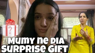 Mumy Ne Dia Surprise Gift 🎁  Unexpected Gift 💝  Day 9  Nandini Guleria [upl. by Aerahs]