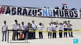 El evento Abrazos no Muros reunió familias separadas en la frontera entre México y EE UU [upl. by Malvin]