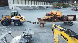 Liebherr  The LSL 1500 shovel loader [upl. by Clemen128]