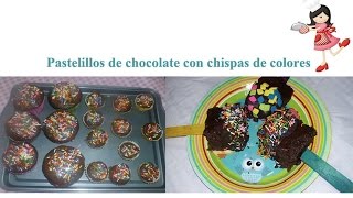 Pastelitos de chocolate con chispas de colores paletascupcakes y minicupcakes [upl. by Starlene]