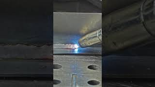 Сварка без брызг Управляемый капельный перенос в режиме Fastmig сварка welding [upl. by Romy]