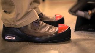 SteelFlex® Z334 Steel Toe Overshoe [upl. by Jamnes]