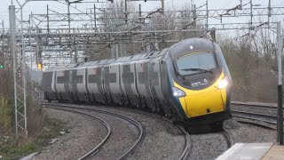 Trains at Wolverton Station WCML  1122 [upl. by Seidule389]