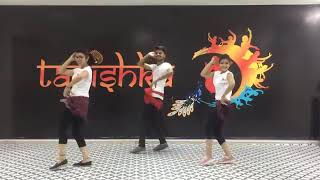 Banni tharo banno diwano re gadi fortuner layo new letast 2019 dance [upl. by Oner]