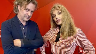 Arielle Dombasle  France Inter  Sous le soleil de Platon  Iconics 25 juillet 2024 [upl. by Nasas]