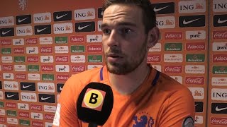 Vincent Janssen had penalty voor Oranje moeten krijgen [upl. by Llorre]