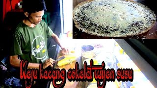 TERANG BULAN KEJU CAMPUR KACANG COKELAT WIJEN SUSU  MARTABAK MAKMUR [upl. by Ahsilav]