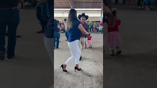 Los mejores en su ritmo en la pulga de alamo Tx dance foryou lapulgayoutubeshortsvideo [upl. by Adnicul305]