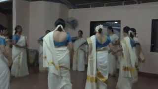 Kaikottikkali Onam 2014 Sree Krishna Temple Andheri W Mumbai [upl. by Annahahs]