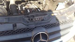 Mercedes sprinter overheating thermostat 20112018 [upl. by Aridaj]