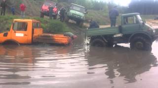 Fürsten Forest Unimog U1000 Bergeaktion mit Unimog 406 [upl. by Shermy]