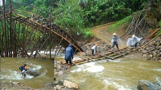 Cống Nậm Biếu T43 Trực chiến mưa lũ kéo về  Nguy hiểm bà con vượt lũ đưa con đến trường [upl. by Iuq737]