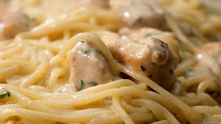 Pasta alfredo con pollo 🤤 Como hacer una DELICIOSA receta con spaghetti [upl. by Bellina]