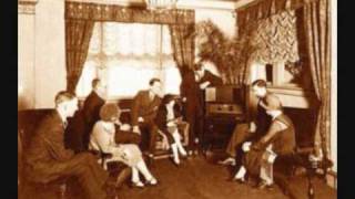 King Olivers Creole Jazz Band quotDipper Mouth Bluesquot 1923 [upl. by Nyrhtak828]