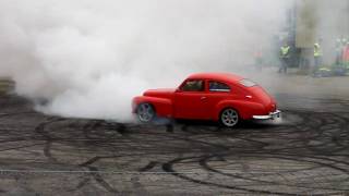 Lycksele Burnout 10 Volvo PV [upl. by Nnaeirrac]