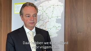 Minister Barry Madlener over het regeerprogramma [upl. by Tullusus165]