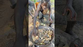 It’s fantastic Delicious Lunch 😋😮🥘 Have you tried this food‼️ It’s Amazing hadzabetribe food [upl. by Osman14]