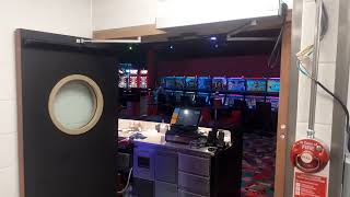 Automatische deuren Casino Middelkerke [upl. by Anirol]