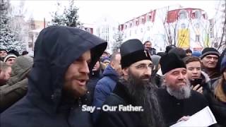 Orthodox Ukrainians face Nationalist schismatics [upl. by Arot20]