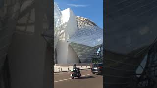 Fondation Louis Vuitton  Déconstructivisme shorts [upl. by Blen]