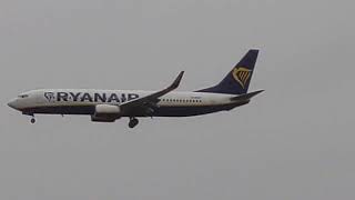 Ryanair Landing in Storm Isha Edinburgh airport Scotland UK [upl. by Dita]