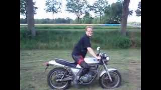 Yamaha SRX 600 kickstart [upl. by Einwahr]