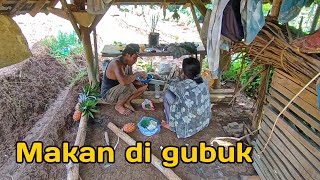 sarapan di gubuk yang sangat nikmat [upl. by Ynnel215]