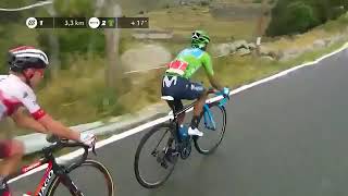 VIDEO  Vuelta a España 2019 Tremendo enfado de Marc Soler al obligarle el Movistar a esperar a Qui [upl. by Ylil821]