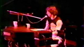 Charly Garcia  Desarma y sangra  La Plata 1982 [upl. by Sosthenna]