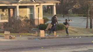 Teen killed in targeted driveby triple shooting in Atlantas Mechanicsville neighborhood [upl. by Psyche]