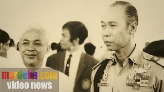 Keteladanan Jenderal Hoegeng yang perlu ditiru calon kapolri [upl. by Wallace314]