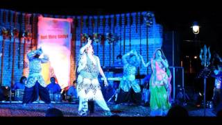 Holi Khele Masane Mein Holi Folk Song By Malini Awasthi [upl. by Eillime74]