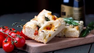 Raneens Table Focaccia Bread خبز الفوكاتشيا [upl. by Zucker]