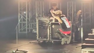 Kanzen kankaku Dreamer 🎤 TAKA fancam  ONE OK ROCK [upl. by Dorolice]