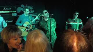 Be Here Now  Oasis Tribute UK Stop Crying Your Heart Out at The Crown Inn Bridport [upl. by Cybill]