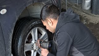 Pakistanezul care mia reparat roata la Mazda [upl. by Bello456]