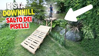 PISTA DOWNHILL IN GIARDINO  IL SALTO DEI PISELLI [upl. by Sessylu519]