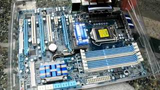 Gigabyte P55UD6 P55 LGA1156 Core i5 Motherboard Unboxing Linus Tech Tips [upl. by Win427]