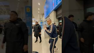 알렉스 ‘포아탄’ 페레이라 인천 공항에 강렬한 입장🇰🇷Alex ‘Poatan’ Pereira makes a powerful walkout at Incheon Airport [upl. by Gipps]